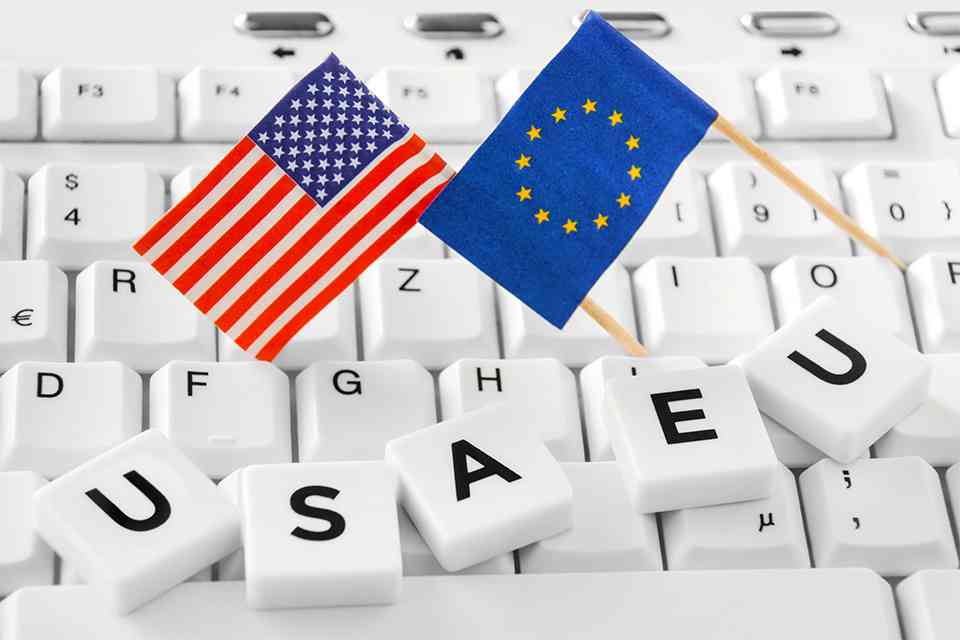 USA und EU Flagge - © PhotoSG - stock.adobe.com